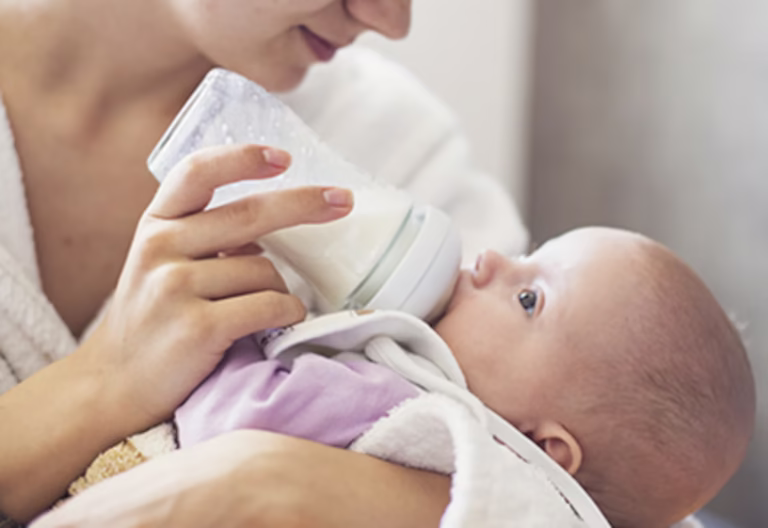 tableau des quantités de lait selon le poids du bébé